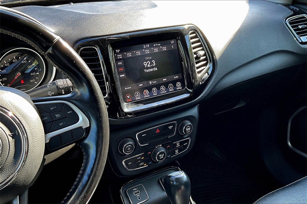 Used 2020 Jeep Compass Limited image 6