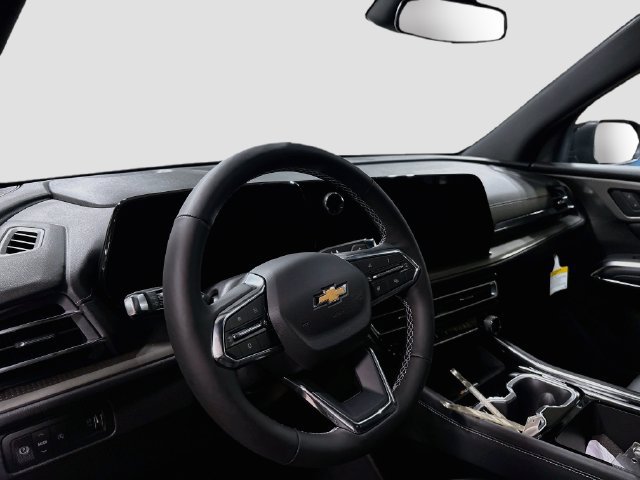 New 2027 Chevrolet Traverse LT w/ LPO, Floor Liner Package FWD image 12