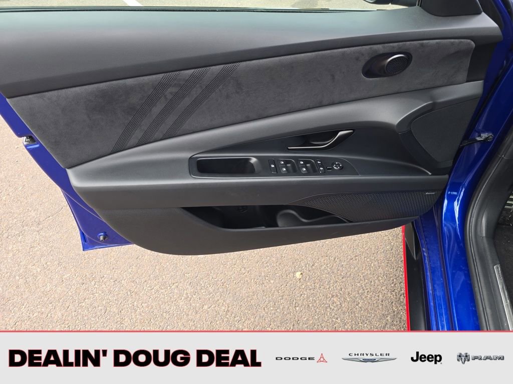 Used 2025 Hyundai Elantra N image 11