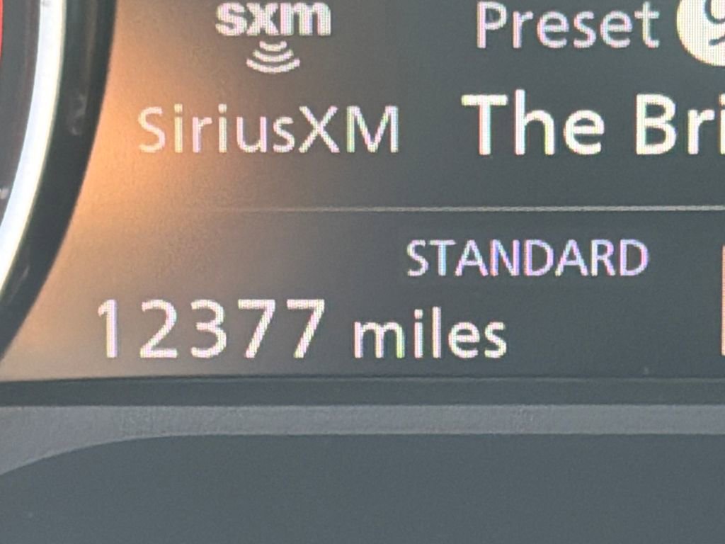 Used 2024 Nissan Rogue SV image 31