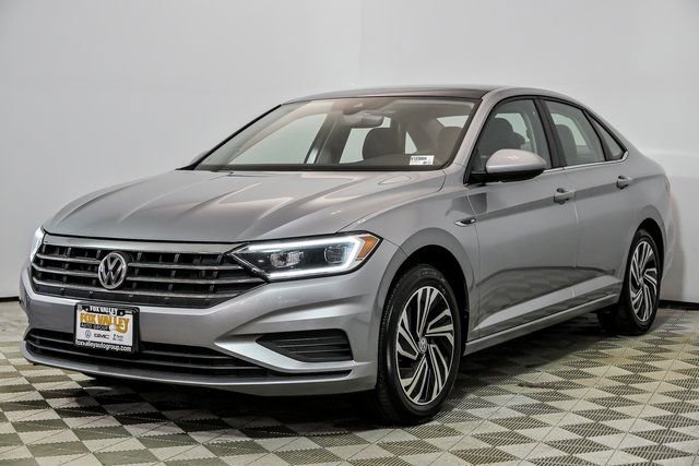 Used 2020 Volkswagen Jetta SEL image 4