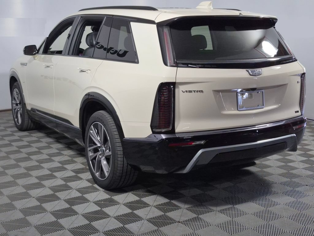 New 2027 Cadillac Vistiq Sport w/ LPO, Floor Liner Package AWD/4WD image 5