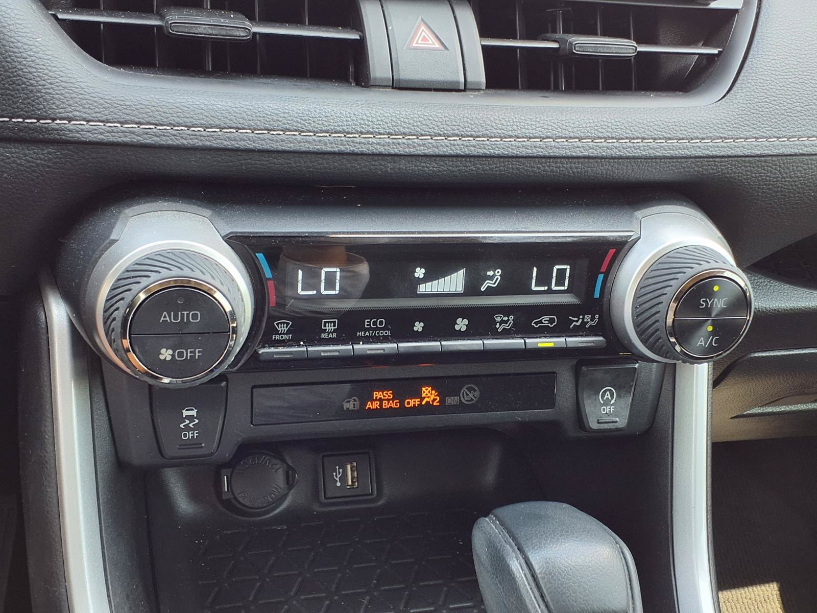 Certified 2023 Toyota RAV4 XLE FWD image 16
