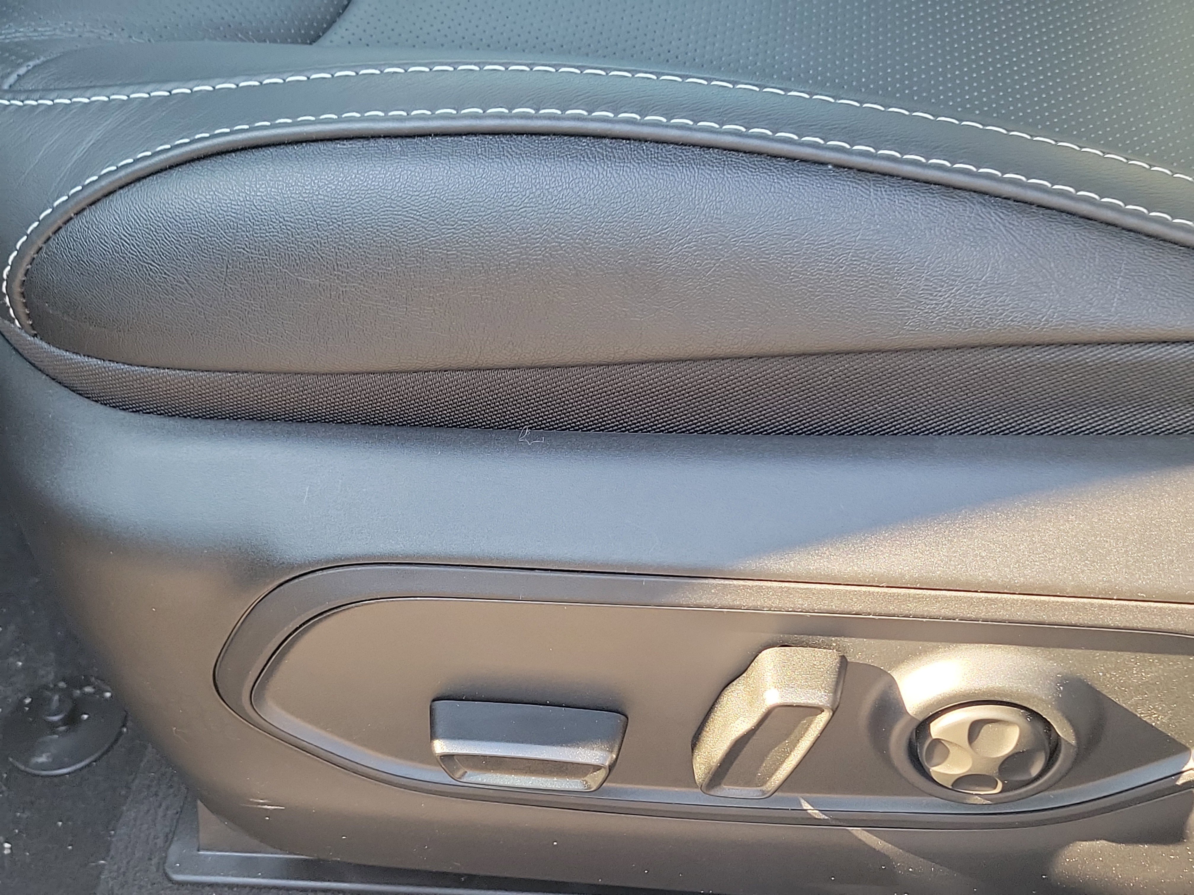 New 2026 Jeep Grand Cherokee Limited Reserve image 22