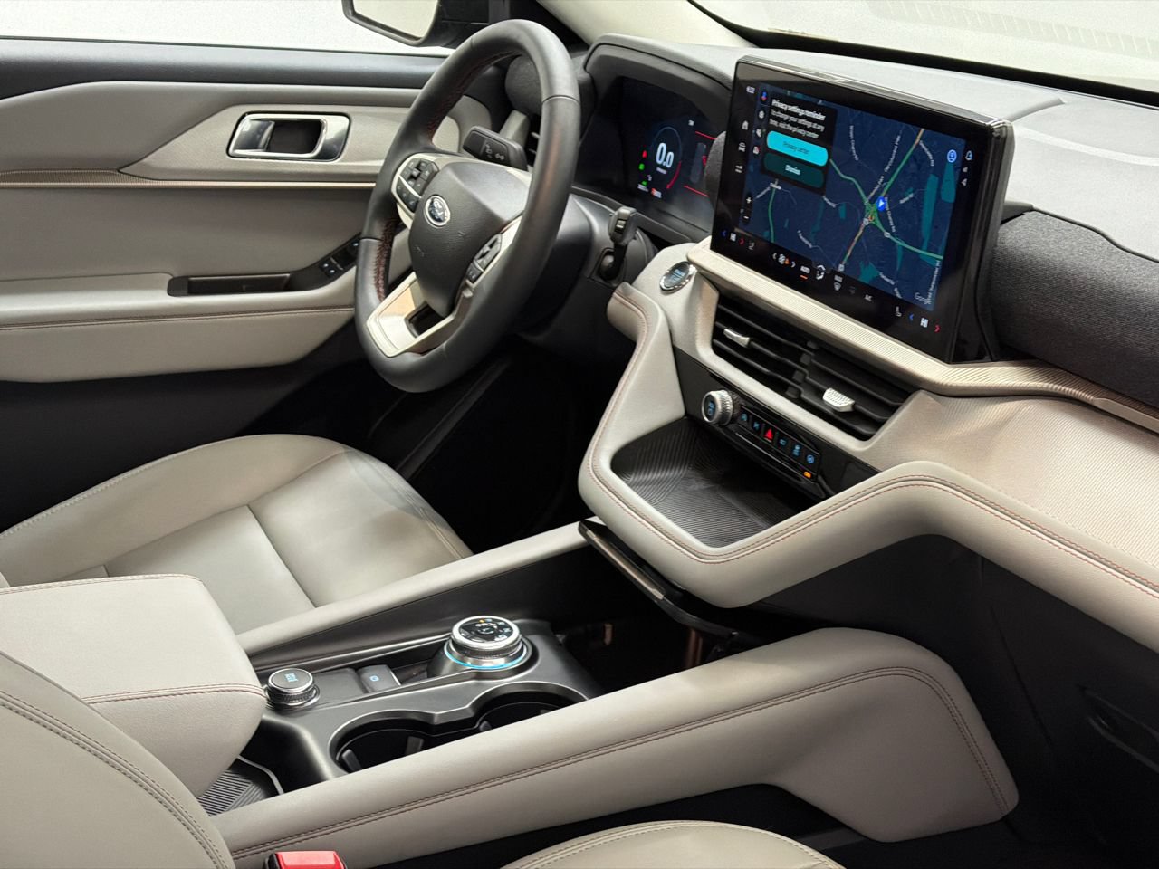 New 2026 Ford Explorer Active w/ Active Comfort Package AWD/4WD image 10