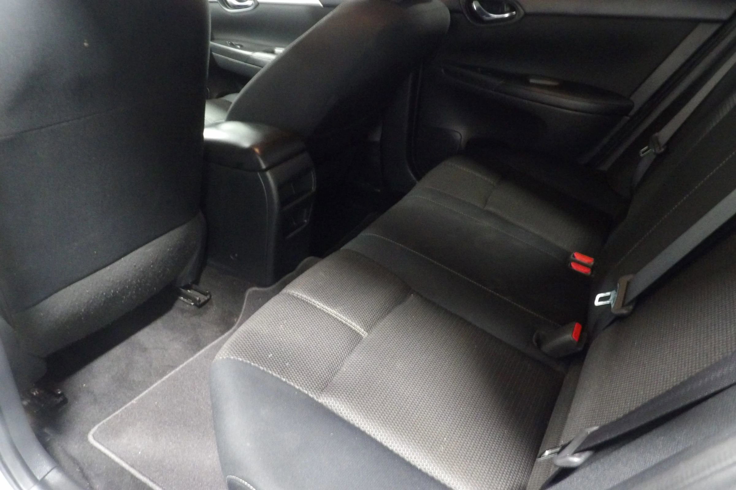 Used 2017 Nissan Sentra S image 9