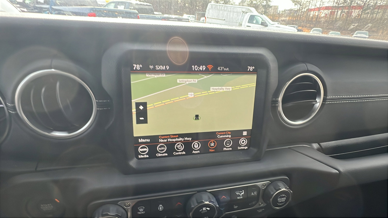 Used 2023 Jeep Wrangler Sahara w/ Cold Weather Group image 31