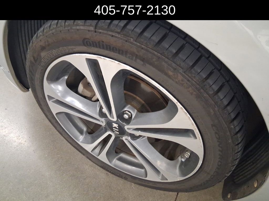 Used 2016 Kia Forte EX image 13