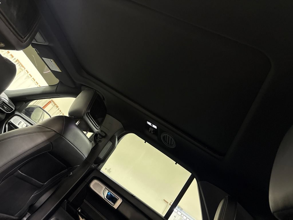 Used 2022 Ford Explorer ST w/ Equipment Group 401A AWD/4WD image 21