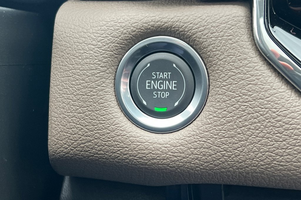 New 2026 GMC Canyon Denali image 19