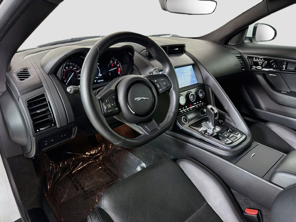 Used 2020 Jaguar F-TYPE R-Dynamic AWD/4WD image 9