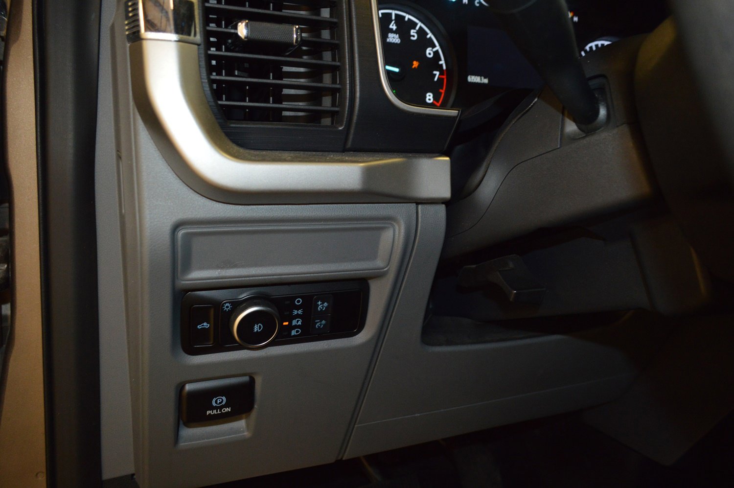 Used 2023 Ford F150 XLT image 16