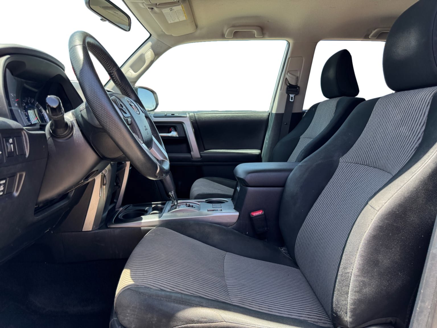 Used 2015 Toyota 4Runner SR5 RWD image 10
