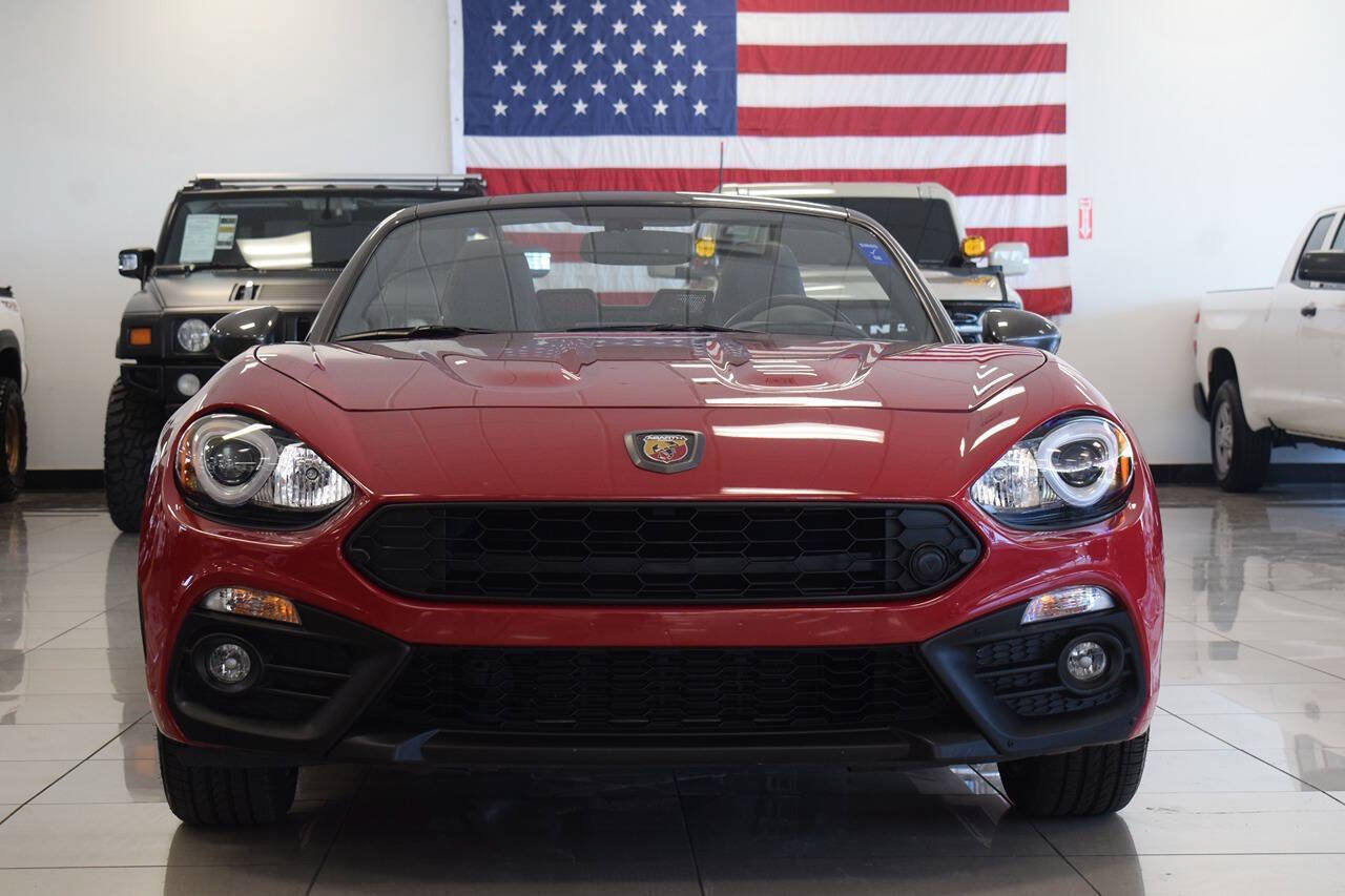 Used 2020 FIAT 124 Spider Abarth w/ Convenience Group RWD image 2