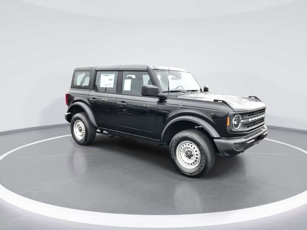 New 2025 Ford Bronco 4-Door image 2