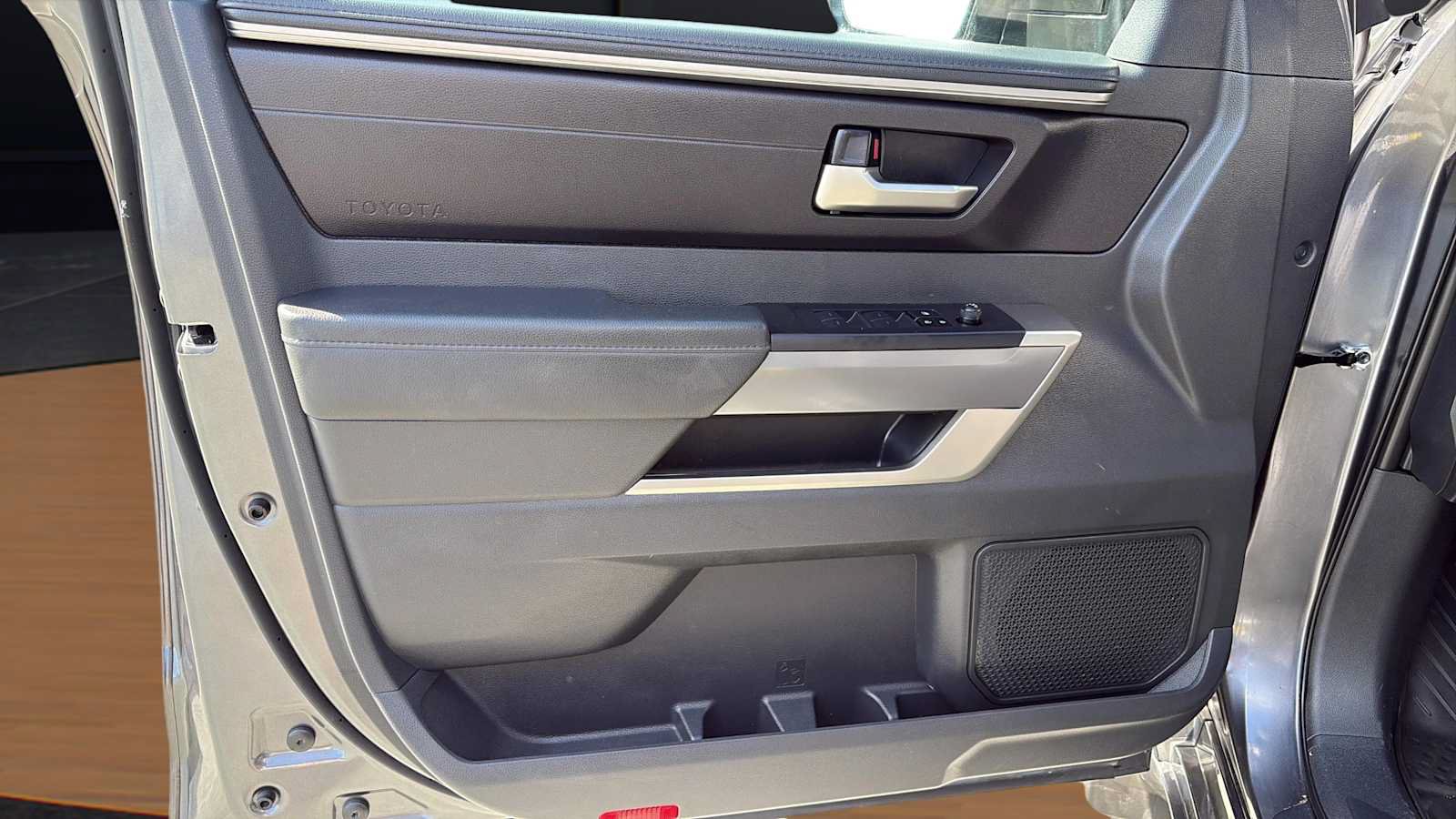 Used 2024 Toyota Tundra SR5 w/ SR5 Convenience Package AWD/4WD image 24