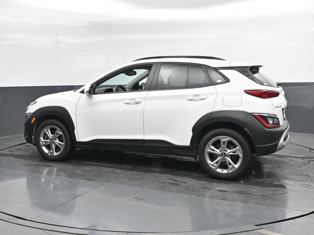Used 2023 Hyundai Kona SEL image 9