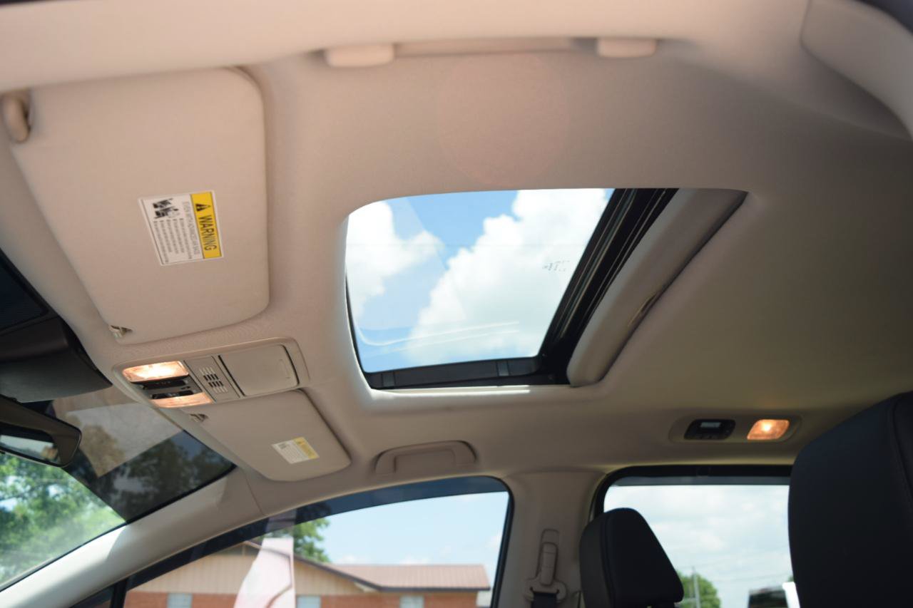 Used 2025 Honda Odyssey EX-L image 10