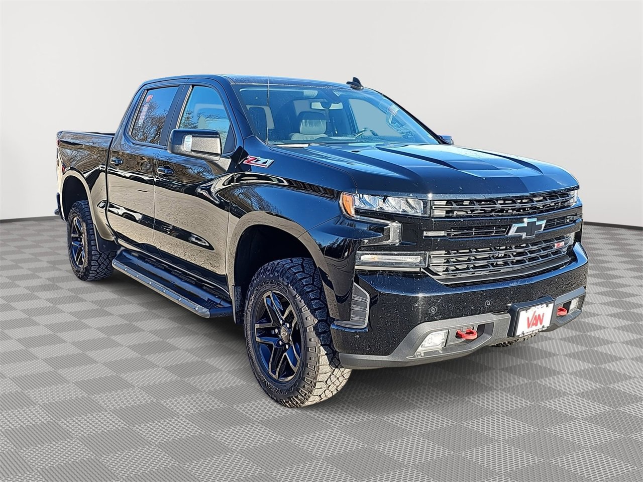 Used 2019 Chevrolet Silverado 1500 LT Trail Boss image 3