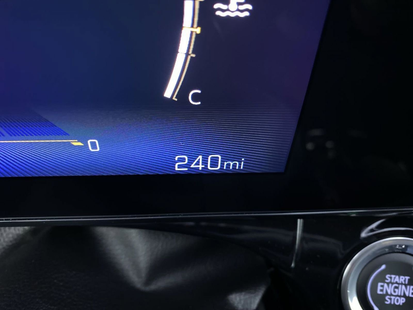 New 2026 Chevrolet Trax RS w/ Driver Confidence Package FWD image 4