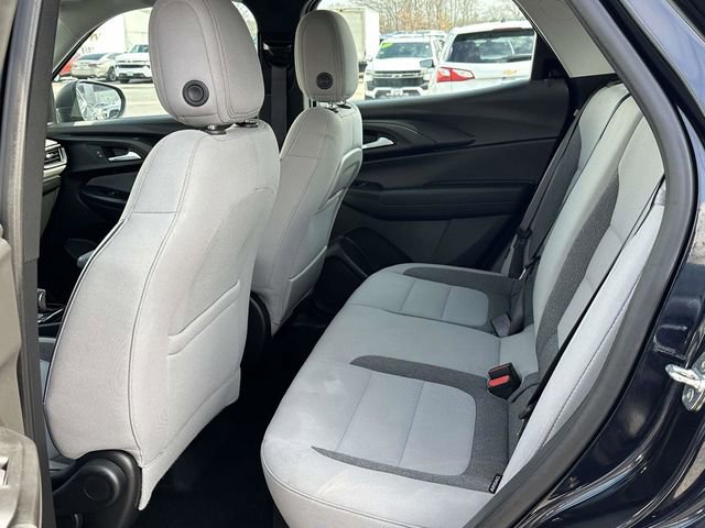 Used 2021 Chevrolet TrailBlazer LS image 19