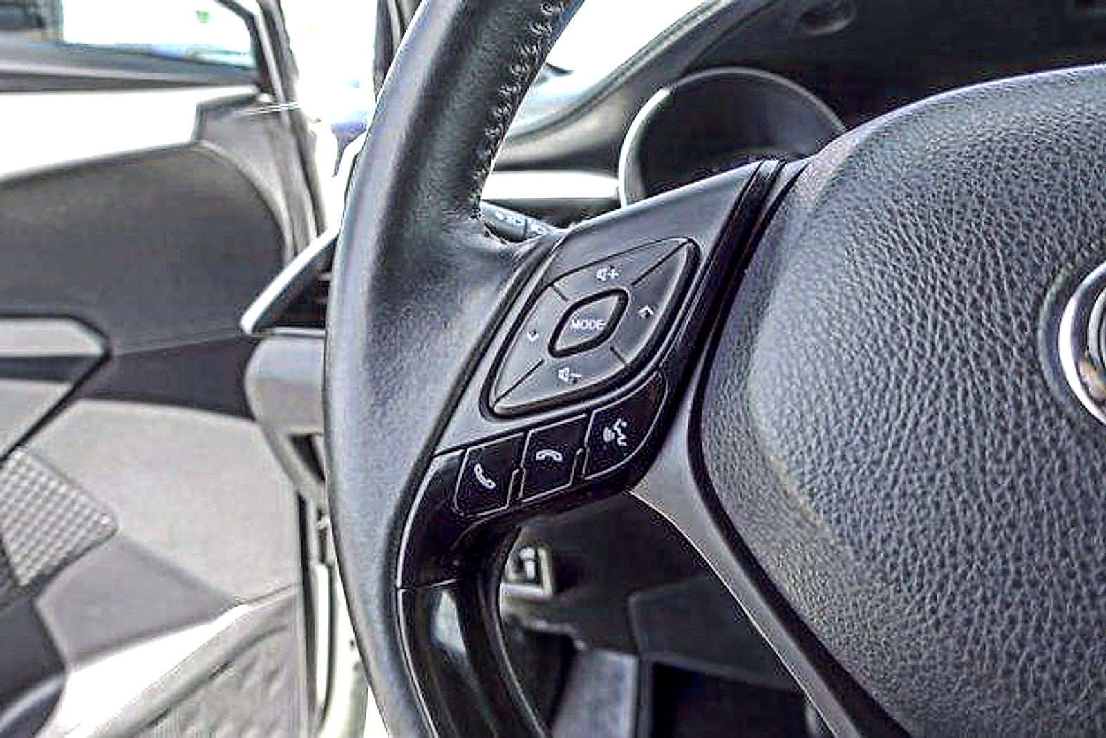 Used 2021 Toyota C-HR Nightshade FWD image 14
