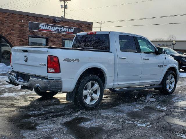 Used 2018 RAM 1500 SLT image 3