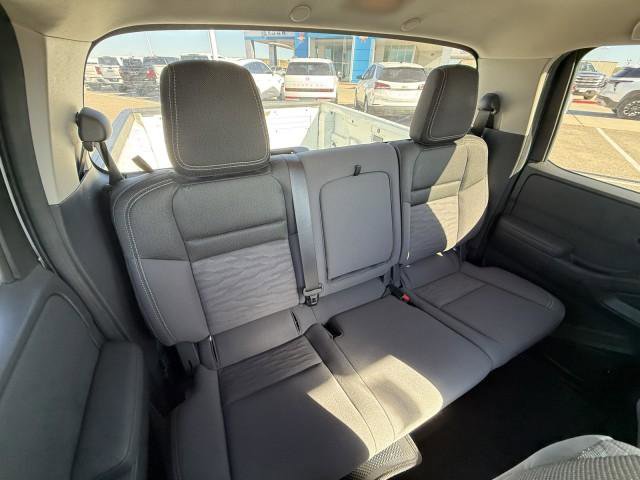 Used 2022 Nissan Frontier SV image 29