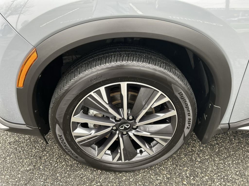 Certified 2026 INFINITI QX60 Luxe w/ Cargo Package AWD/4WD image 10