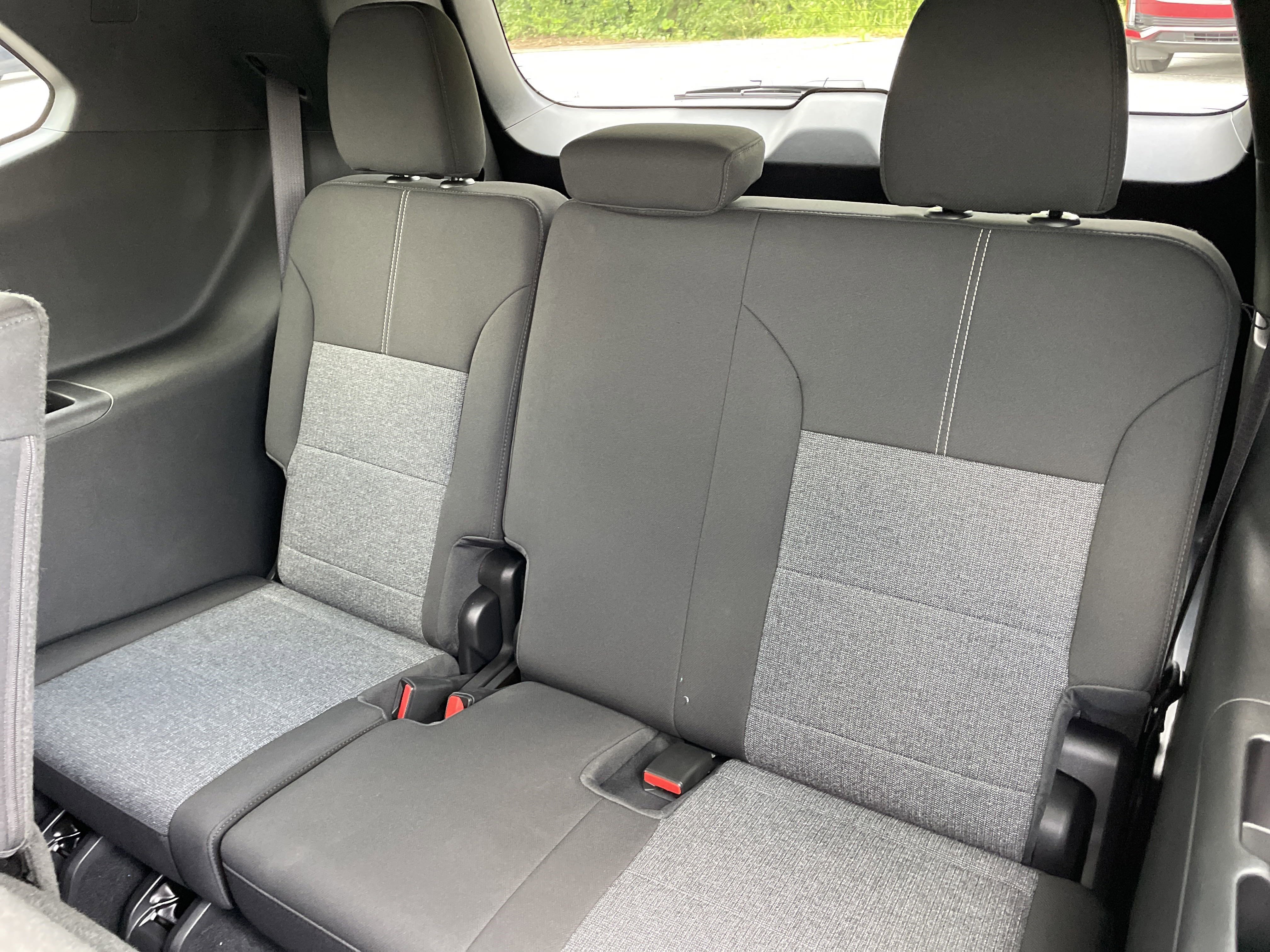 New 2025 GMC Acadia Elevation image 16