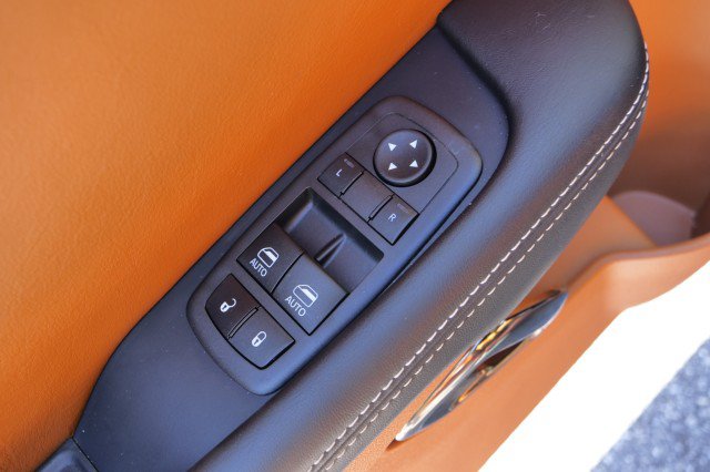 Used 2022 Dodge Challenger SRT Hellcat w/ Plus Package RWD image 23