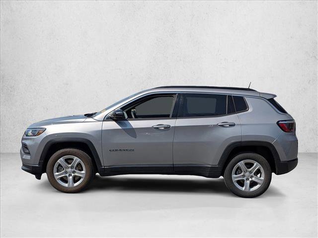 Used 2023 Jeep Compass Latitude w/ Sun and Sound Group image 8