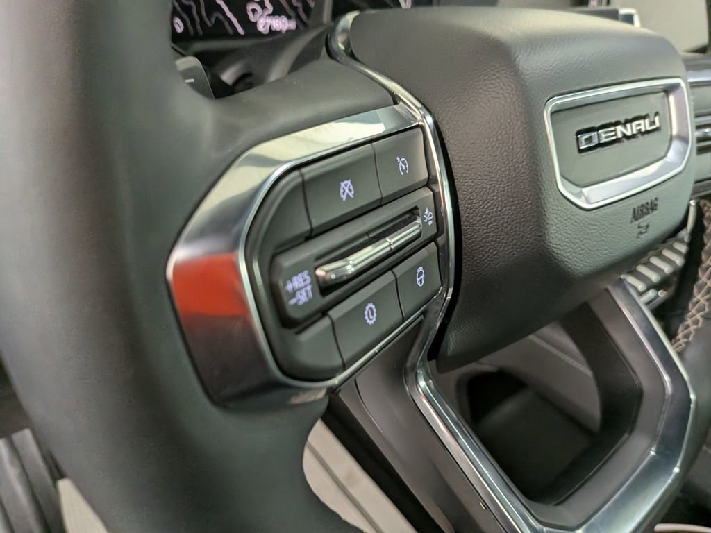 Certified 2025 GMC Acadia Denali w/ Super Cruise Package AWD/4WD image 25