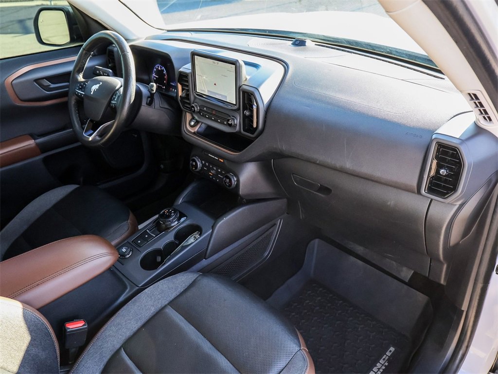 Used 2021 Ford Bronco Sport Outer Banks w/ Outer Banks Package image 18