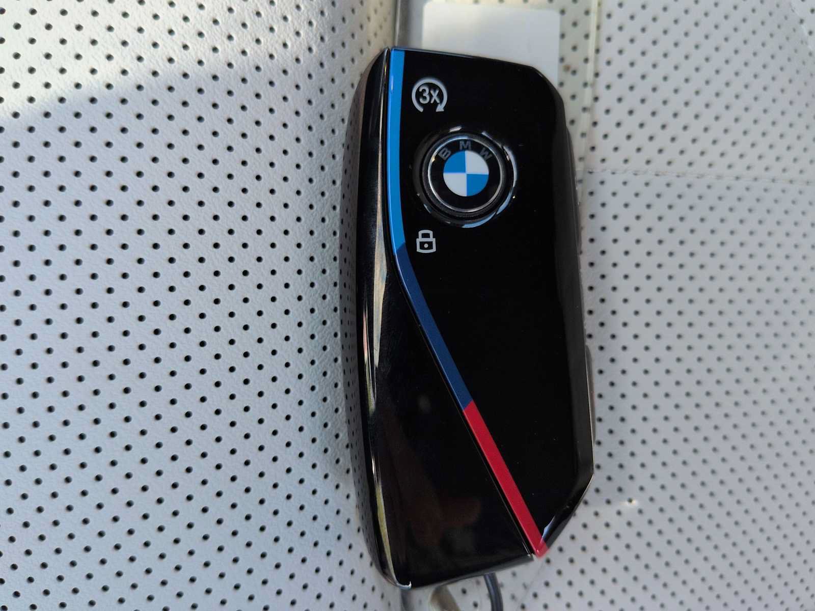 New 2026 BMW i5 w/ Executive Package AWD/4WD image 37