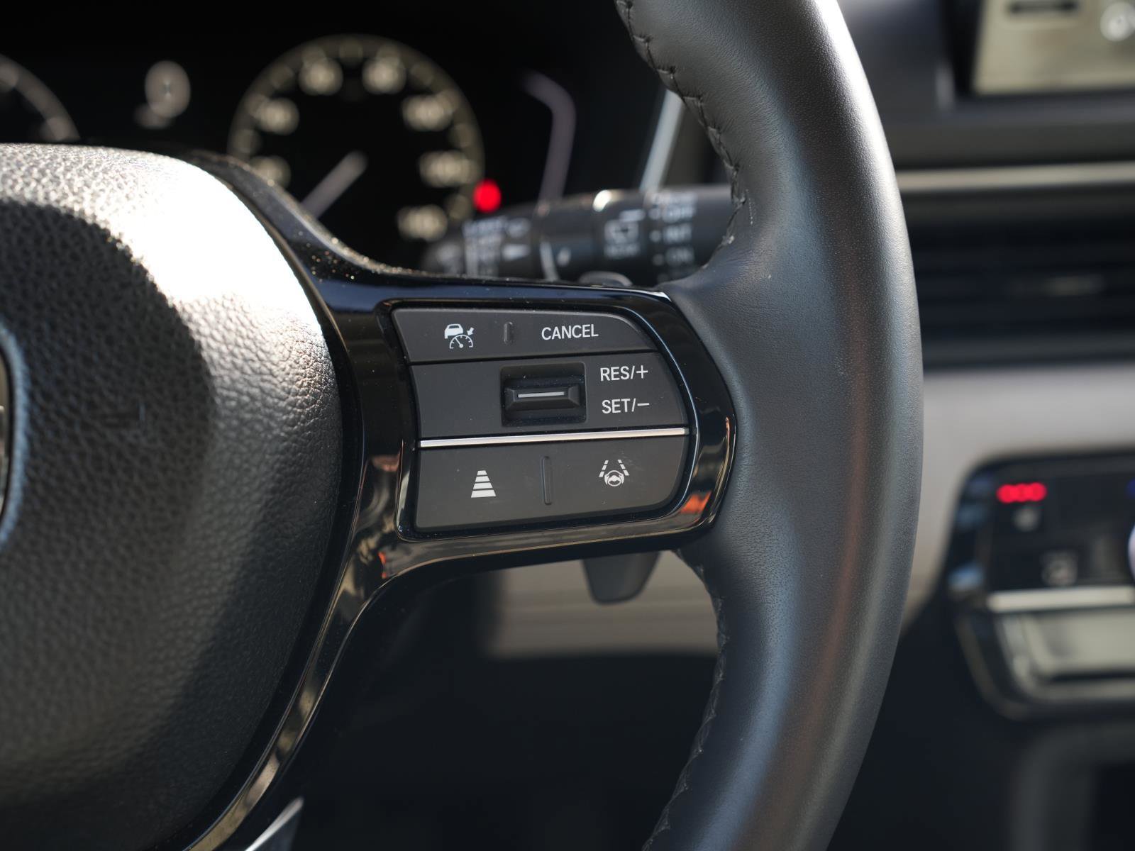 Used 2023 Honda Pilot Touring image 24