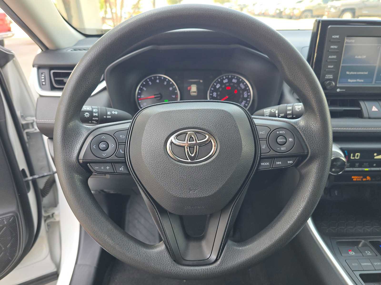 Certified 2020 Toyota RAV4 XLE w/ Carpet Mat Package FWD image 24
