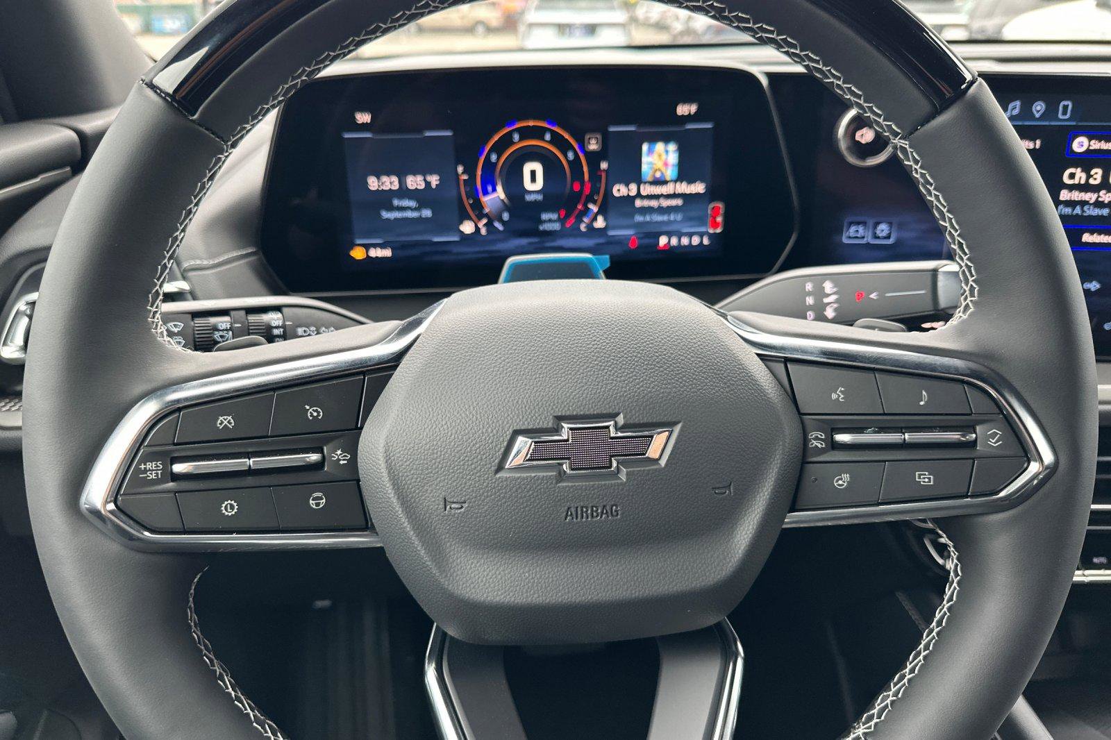 New 2026 Chevrolet Traverse LT w/ Enhanced Driving Package image 32