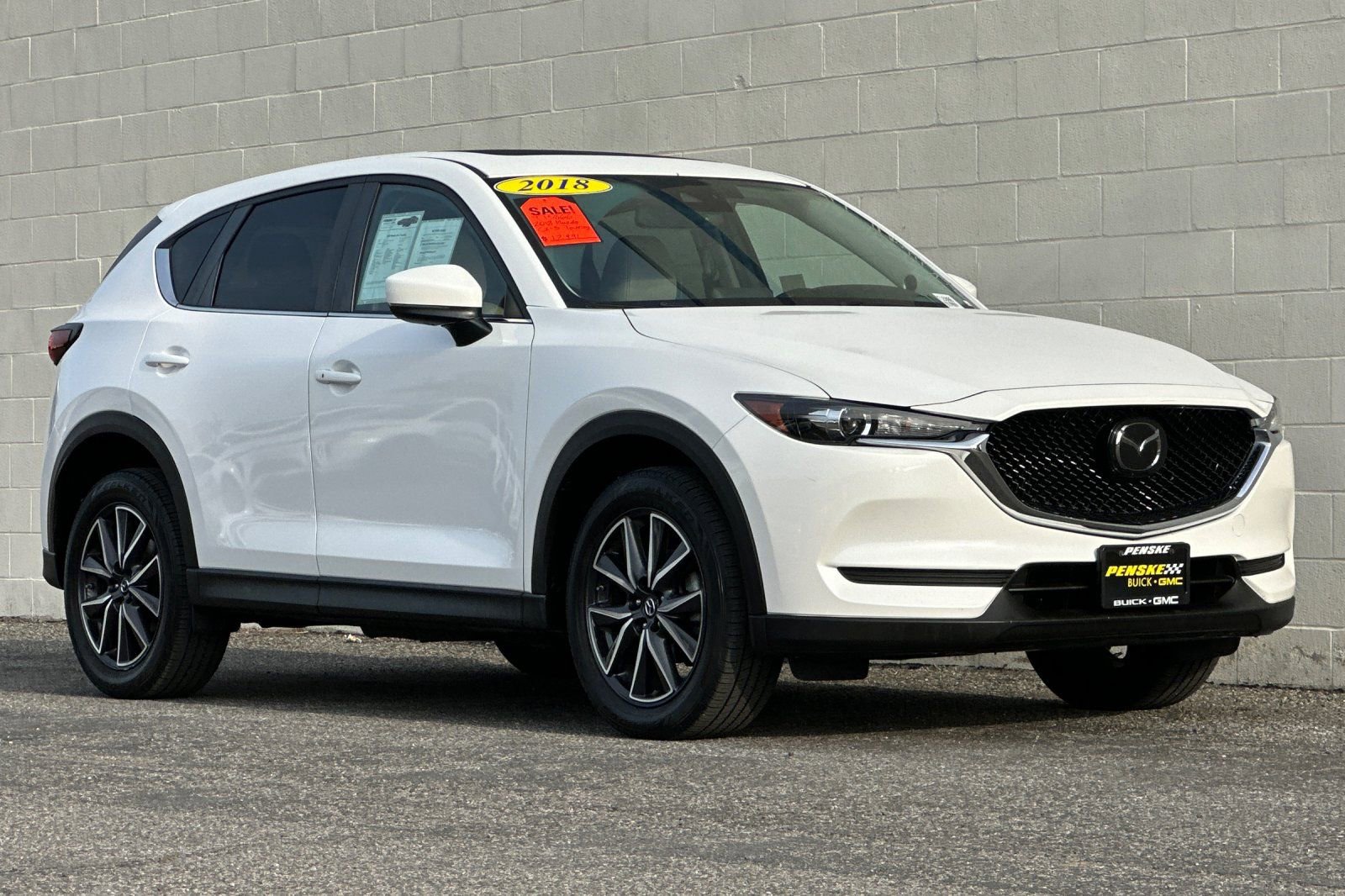 Used 2018 MAZDA CX-5 Touring w/ Preferred Equipment Package FWD image 2