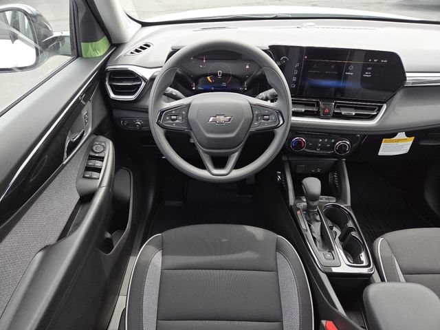 New 2026 Chevrolet TrailBlazer LT w/ Midnight Edition FWD image 27