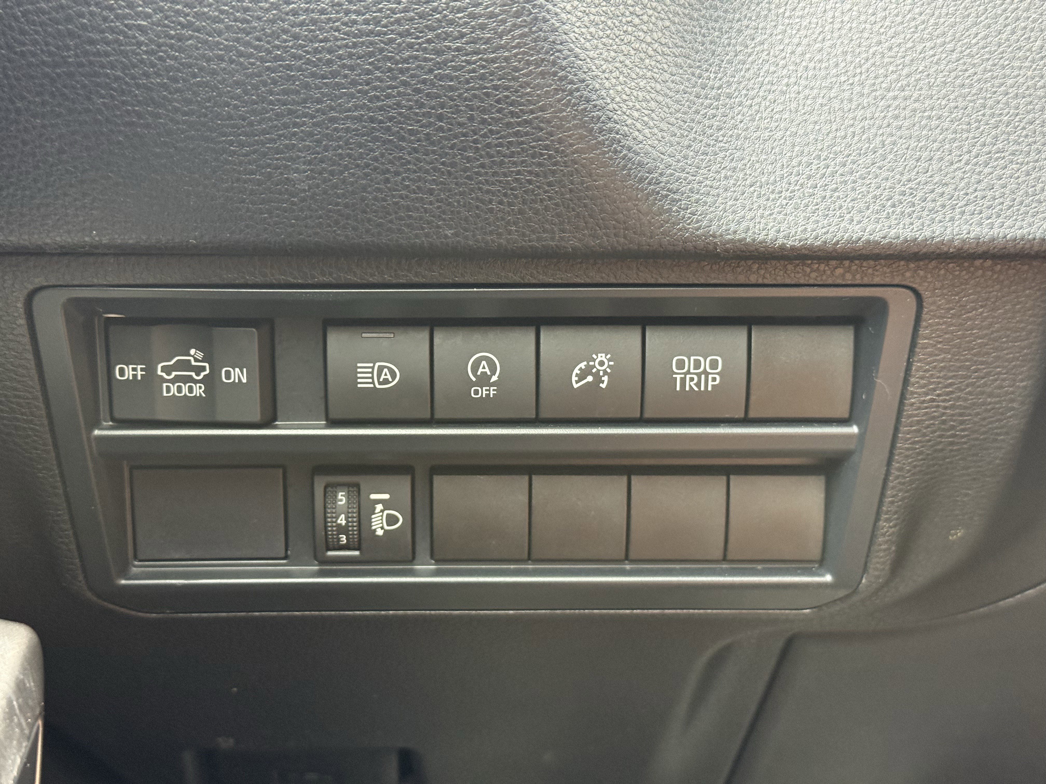 Used 2024 Toyota Tundra SR5 AWD/4WD image 27