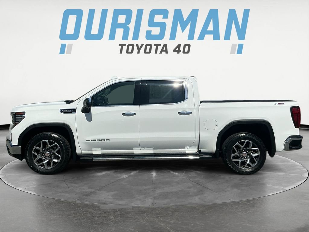 Used 2023 GMC Sierra 1500 SLT w/ SLT Premium Package image 4