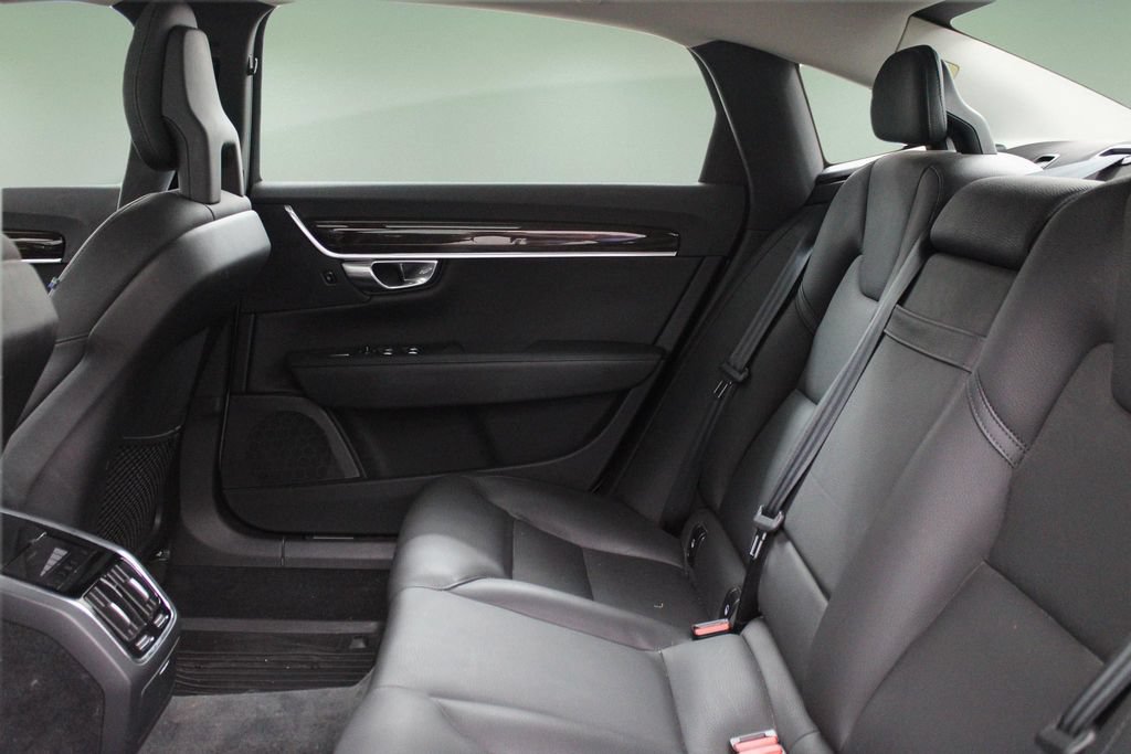 Used 2018 Volvo S90 T6 Momentum w/ Convenience Package AWD/4WD image 26