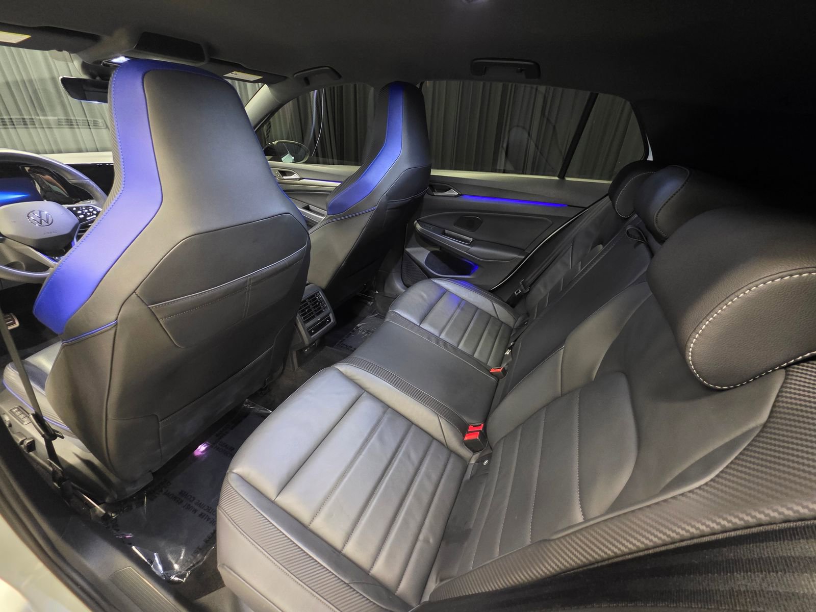 Used 2023 Volkswagen Golf 20th Anniversary Edition image 29