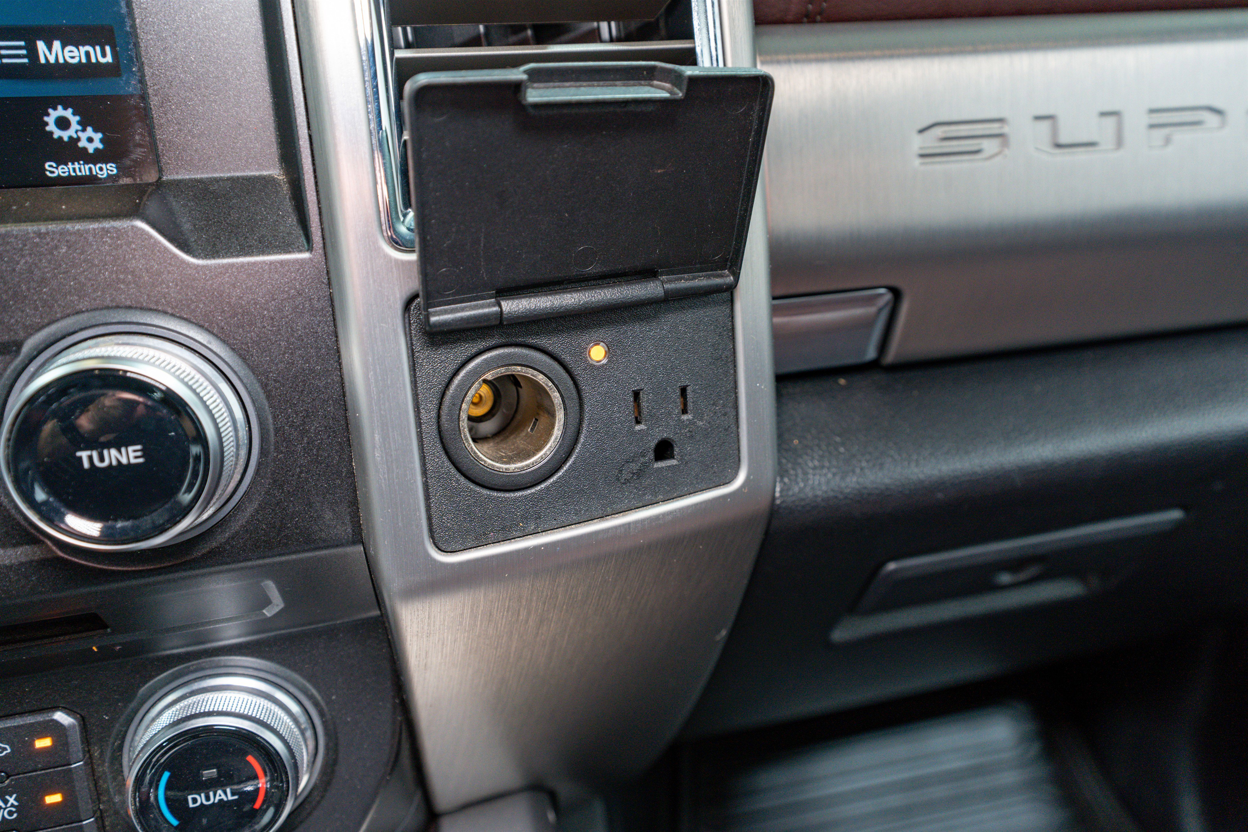 Used 2017 Ford F350 Platinum w/ Platinum Ultimate Package image 32