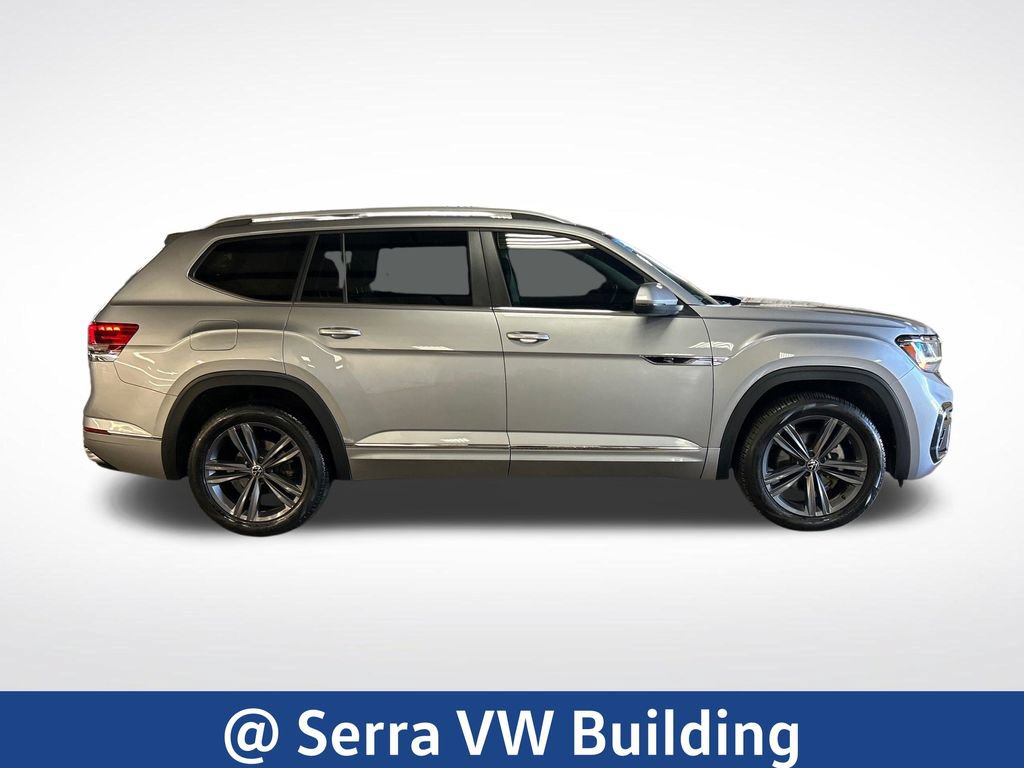 Certified 2022 Volkswagen Atlas SEL R-Line AWD/4WD image 6