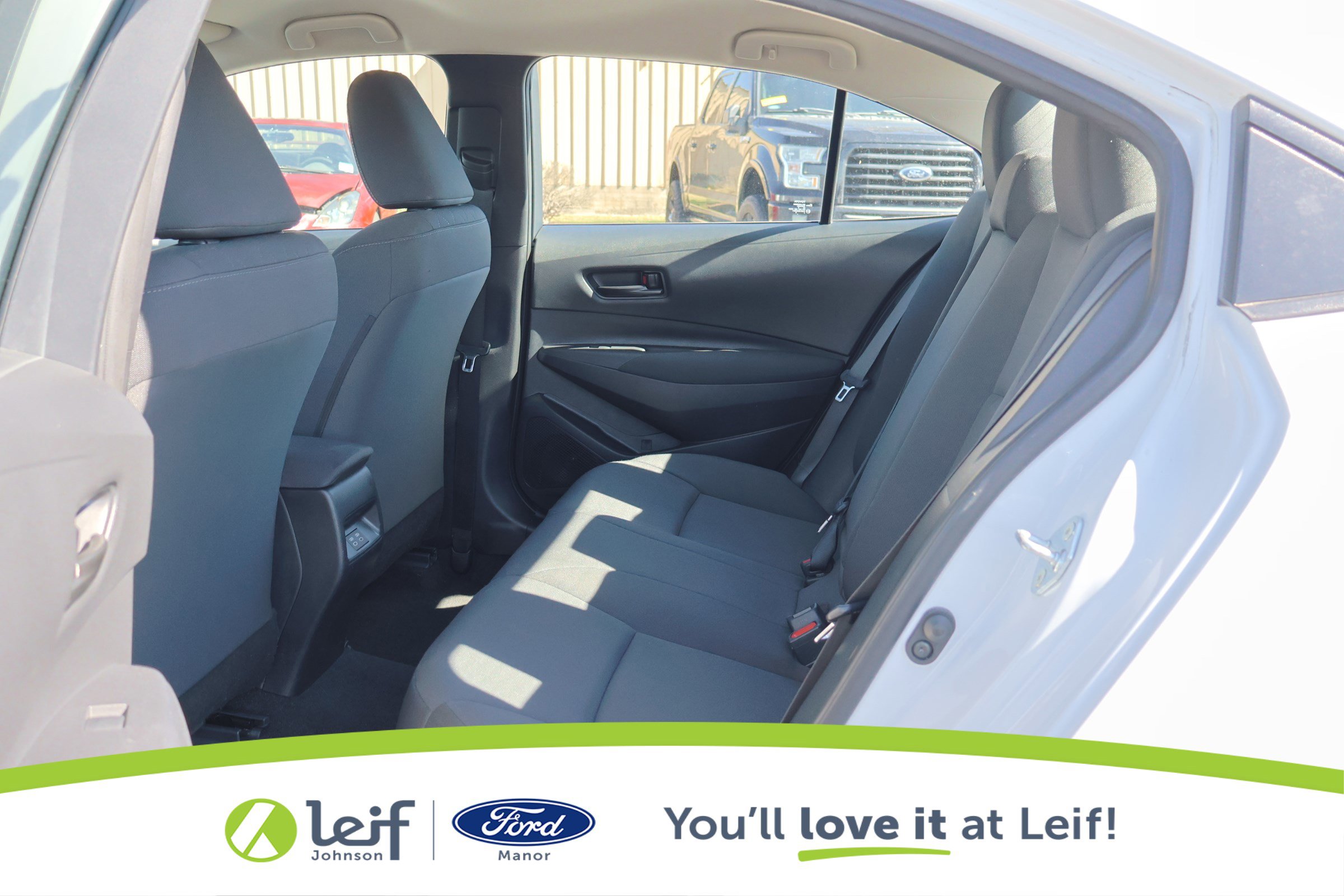 Used 2024 Toyota Corolla LE image 25