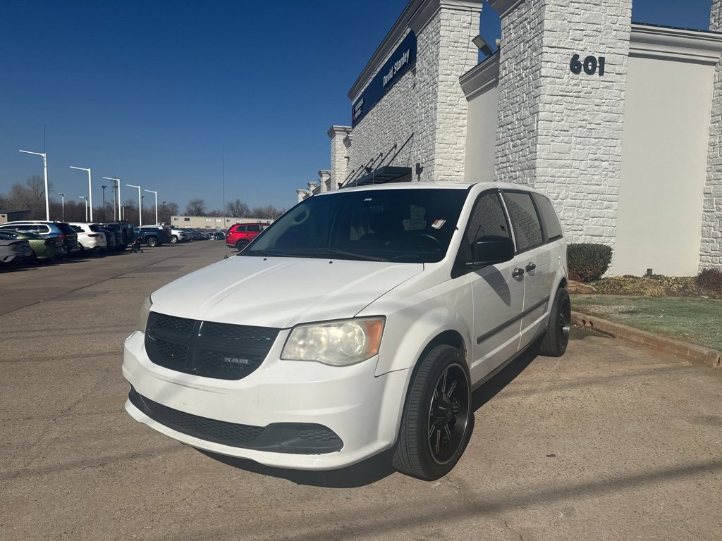 Used 2012 RAM C/V image 2