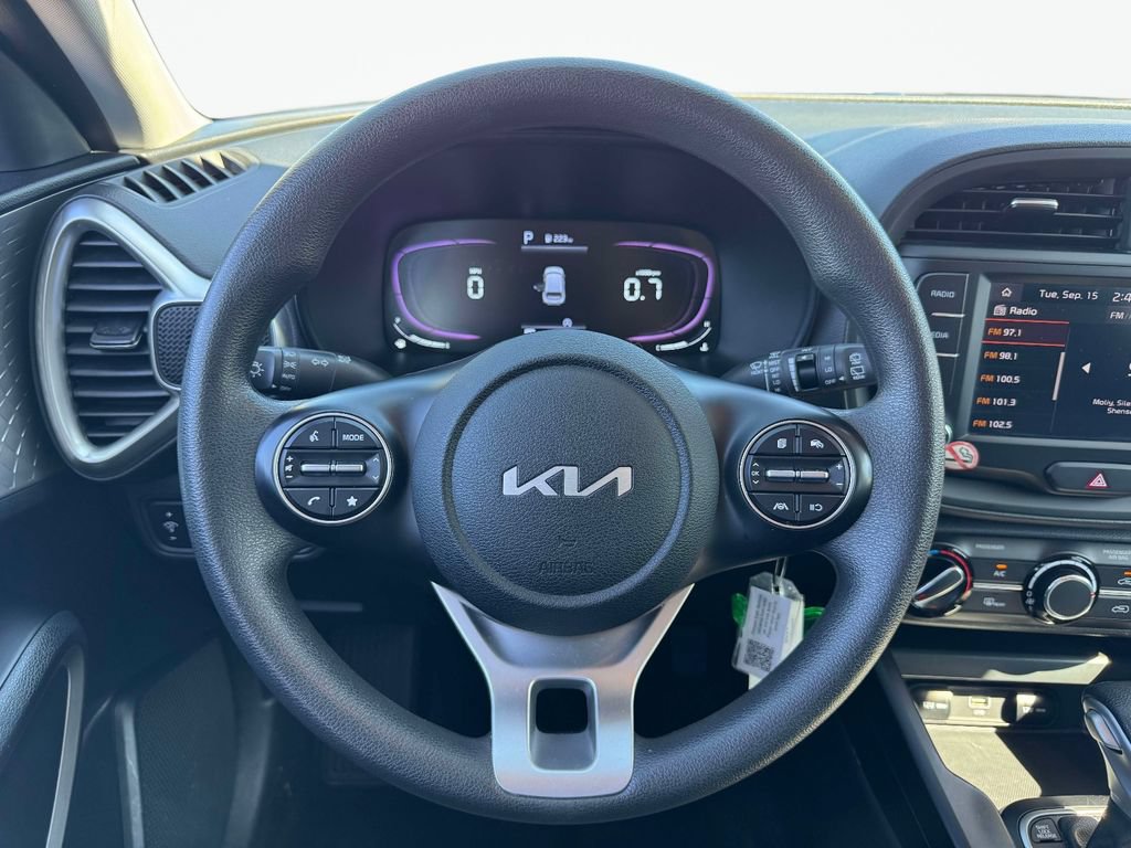 Certified 2023 Kia Soul LX w/ Option Group 015 FWD image 14