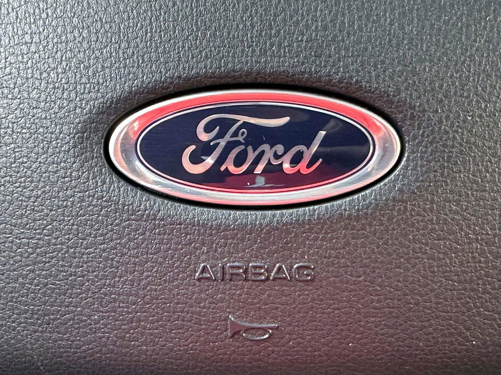 Used 2024 Ford Expedition Limited image 23